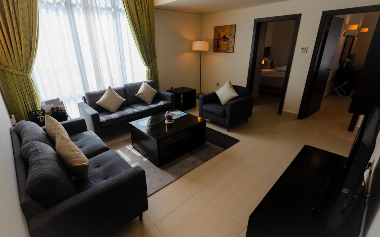 Imperial Suites Hotel 도하 외부 사진