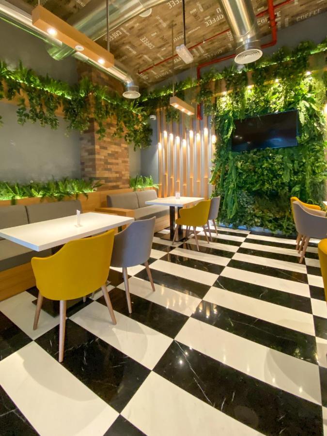 Imperial Suites Hotel 도하 외부 사진