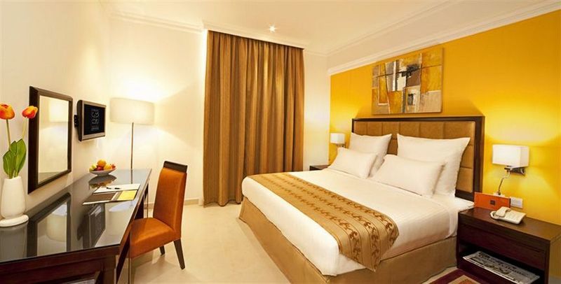 Imperial Suites Hotel 도하 외부 사진
