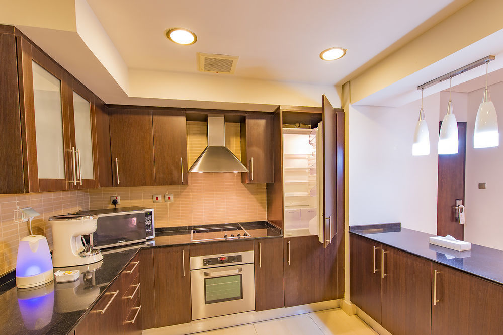 Imperial Suites Hotel 도하 외부 사진
